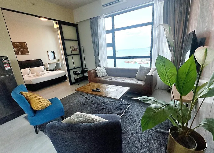 Seaview Luxury Condo Homestay 2Bed 2Bath Jesselton Quay By R2 Residence