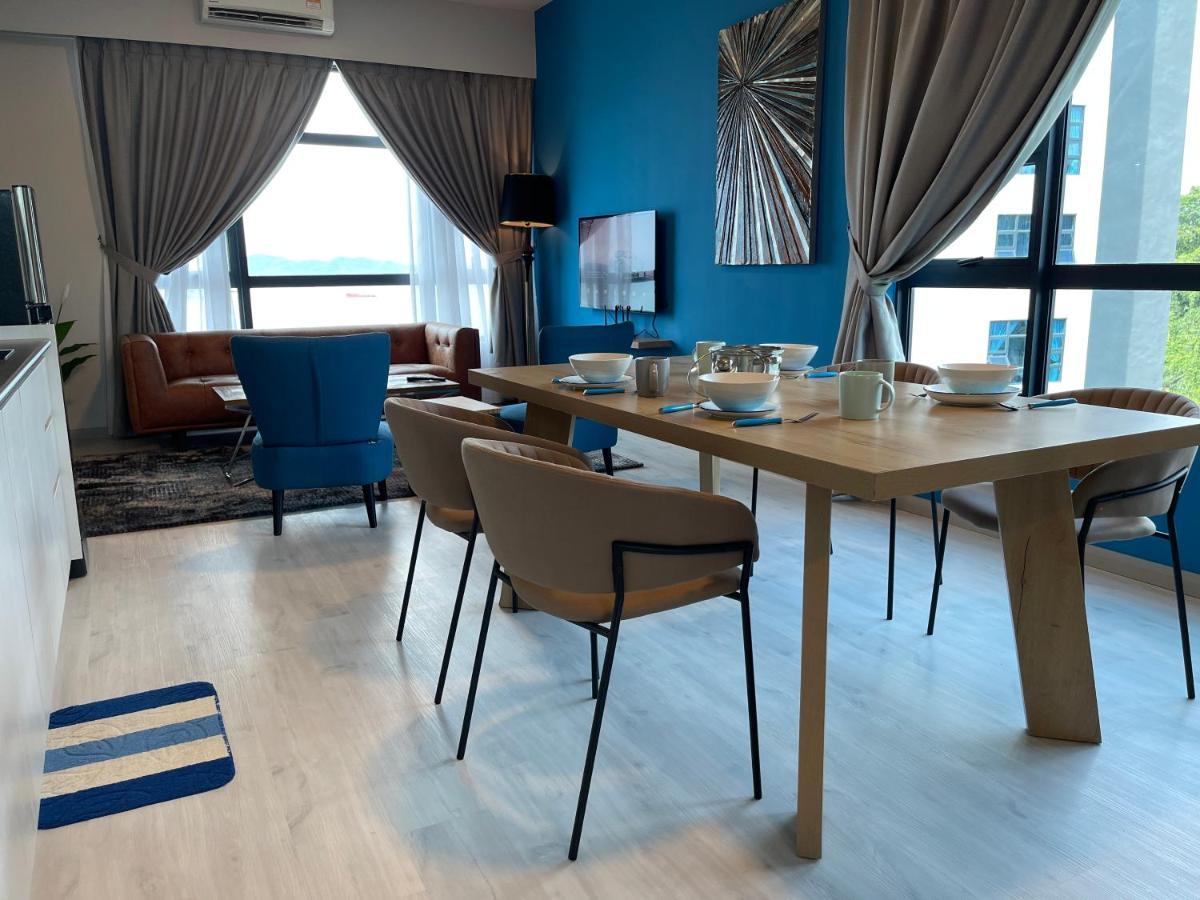 Seaview Luxury 2bed 2bath Jesselton Quay By R2
