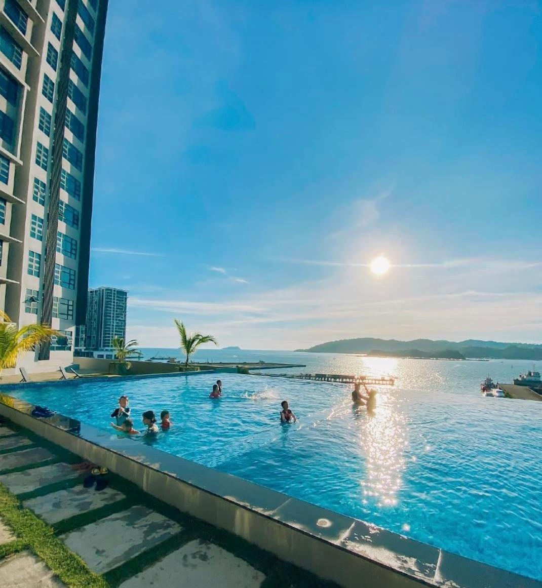 Seaview Luxury 2bed 2bath Jesselton Quay By R2 *