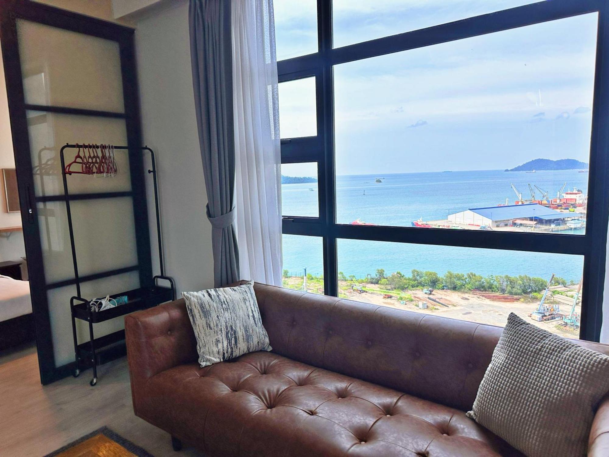 Seaview Luxury 2bed 2bath Jesselton Quay By R2 Apartment *